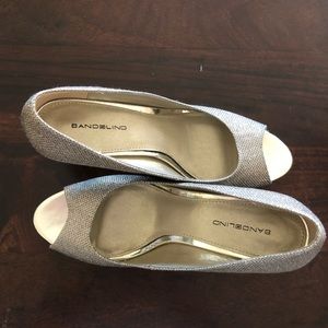 Gold Bandalino Dress Shoes